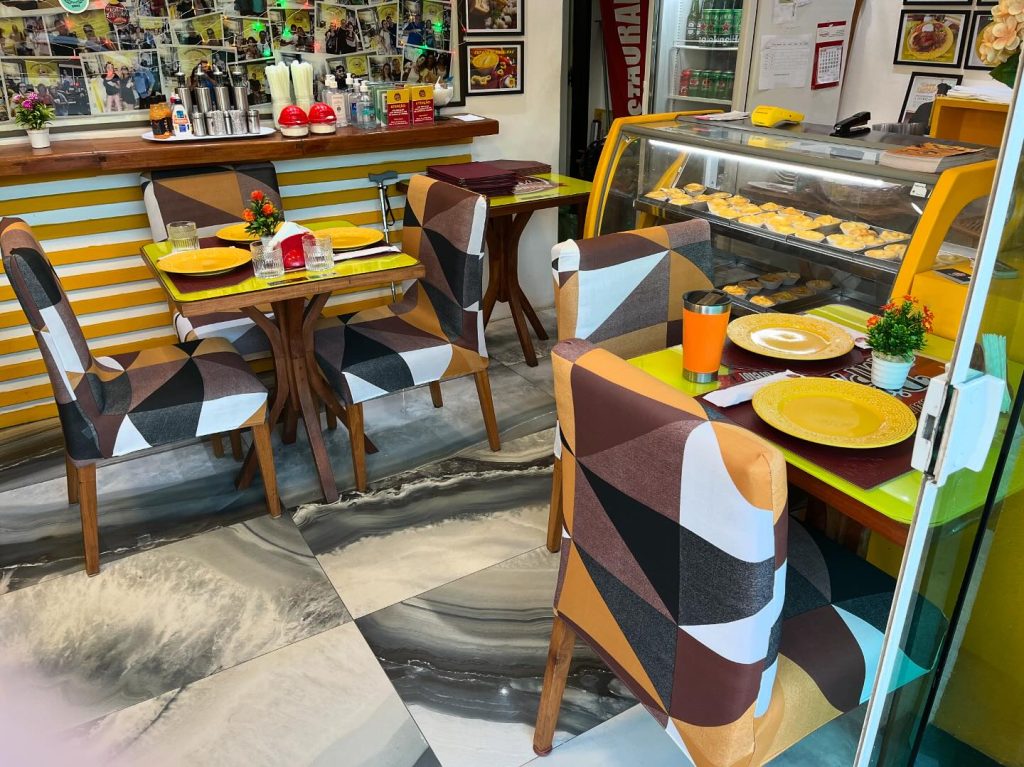 Instagram post from divinaempadailheus. This post is in position 9.