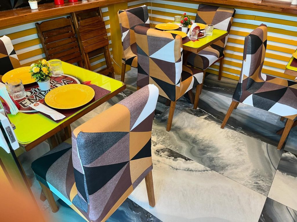 Instagram post from divinaempadailheus. This post is in position 10.