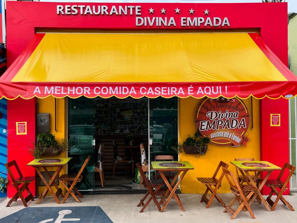 Instagram post from divinaempadailheus. This post is in position 0.