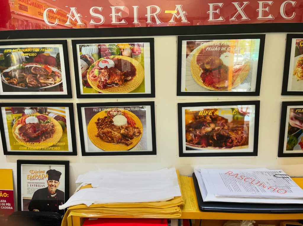 Instagram post from divinaempadailheus. This post is in position 5.